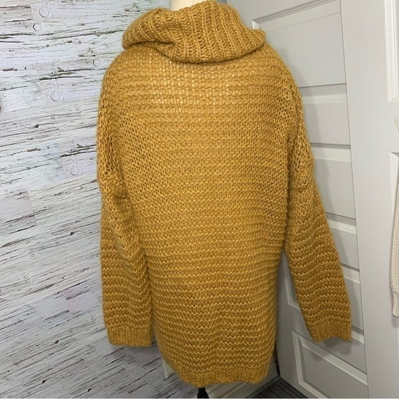 Made Italy Mustard Open Knit Sweater Mohair Blend Slouchy Turtle Neck Sz L/XL - Picture 7 of 10